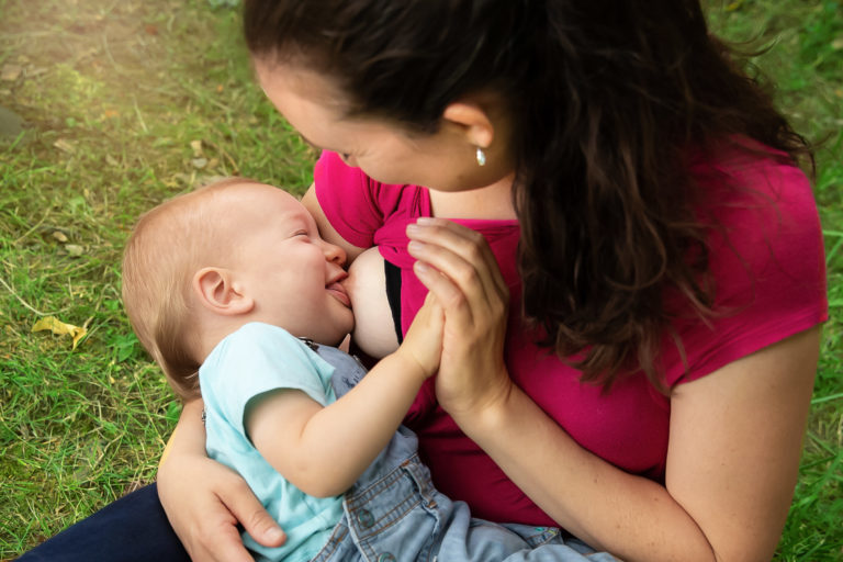 o bébé naturelle nouveau né essonne 91- Montlhéry - Emeline C photographie - 91