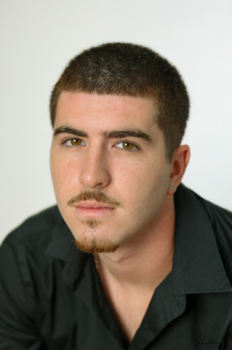 Photo portrait Linkedin corporate portrait profession essonne 91- Montlhéry - Emeline C photographie - 91